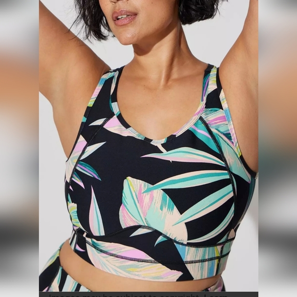 Torrid Low Impact Wireless Active Sports Bra Size 5X - Picture 1 of 12